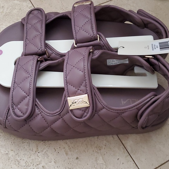 Calia quilted sandals in plum in 9 - Picture 2 of 5